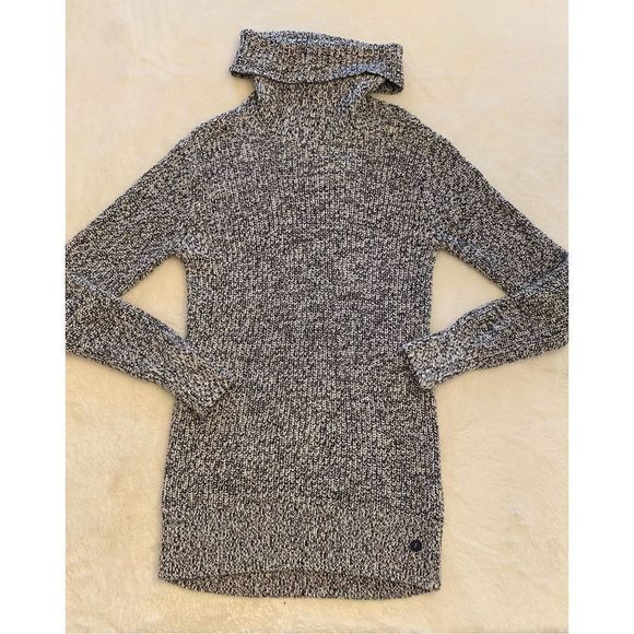 Abercrombie & Fitch Dresses & Skirts - Abercrombie and Fitch sweater dress